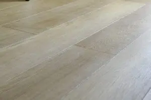 proytéger mon parquet en chêne massif avec de l'huile de tung haute protection Sol-éco