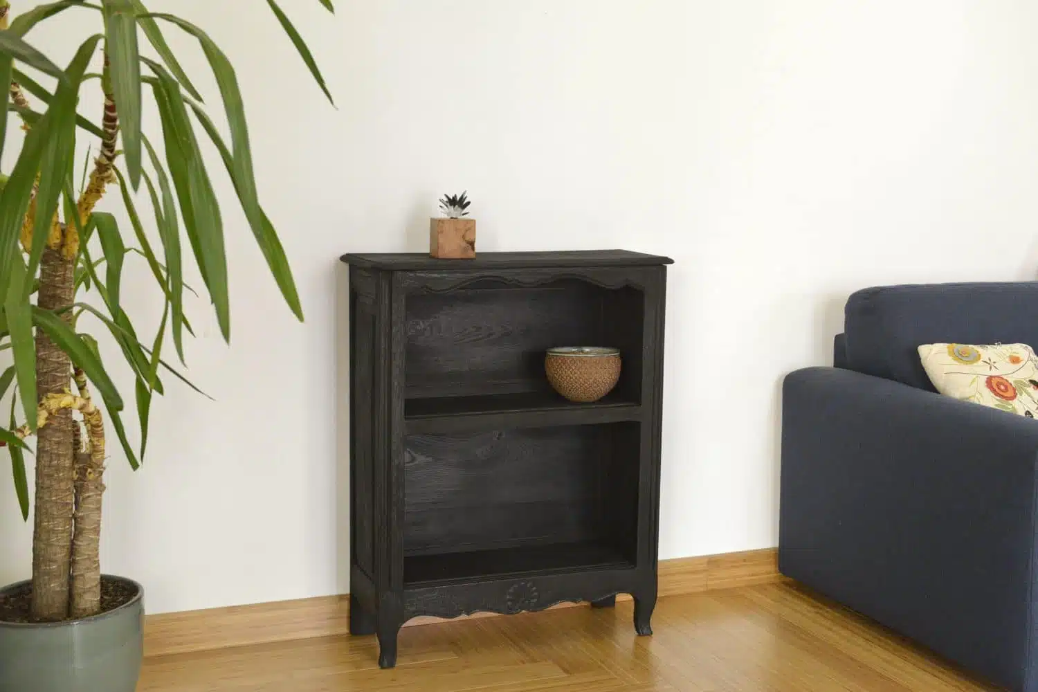 meuble rustique relooké par le feu