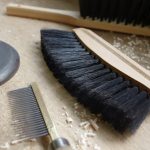 époussette en hêtre naturel et crin noir