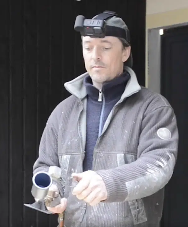 allumage du chalumeau à la pierre à feu