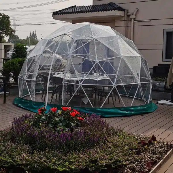 serre dôme géodésique avec PVC cristal transparent