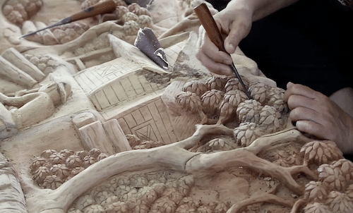 panneau en teck sculpté