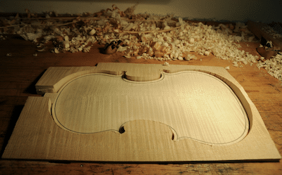 Magnifique dos de violon de l'atelier Naty Arun